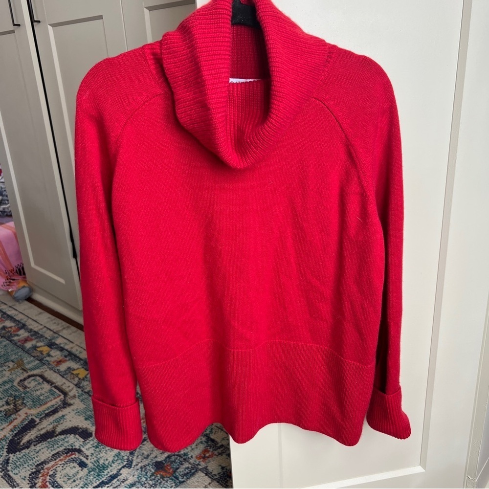 Athleta Alpine Red Merino Wool Cashmere Turtleneck Sweater size medium